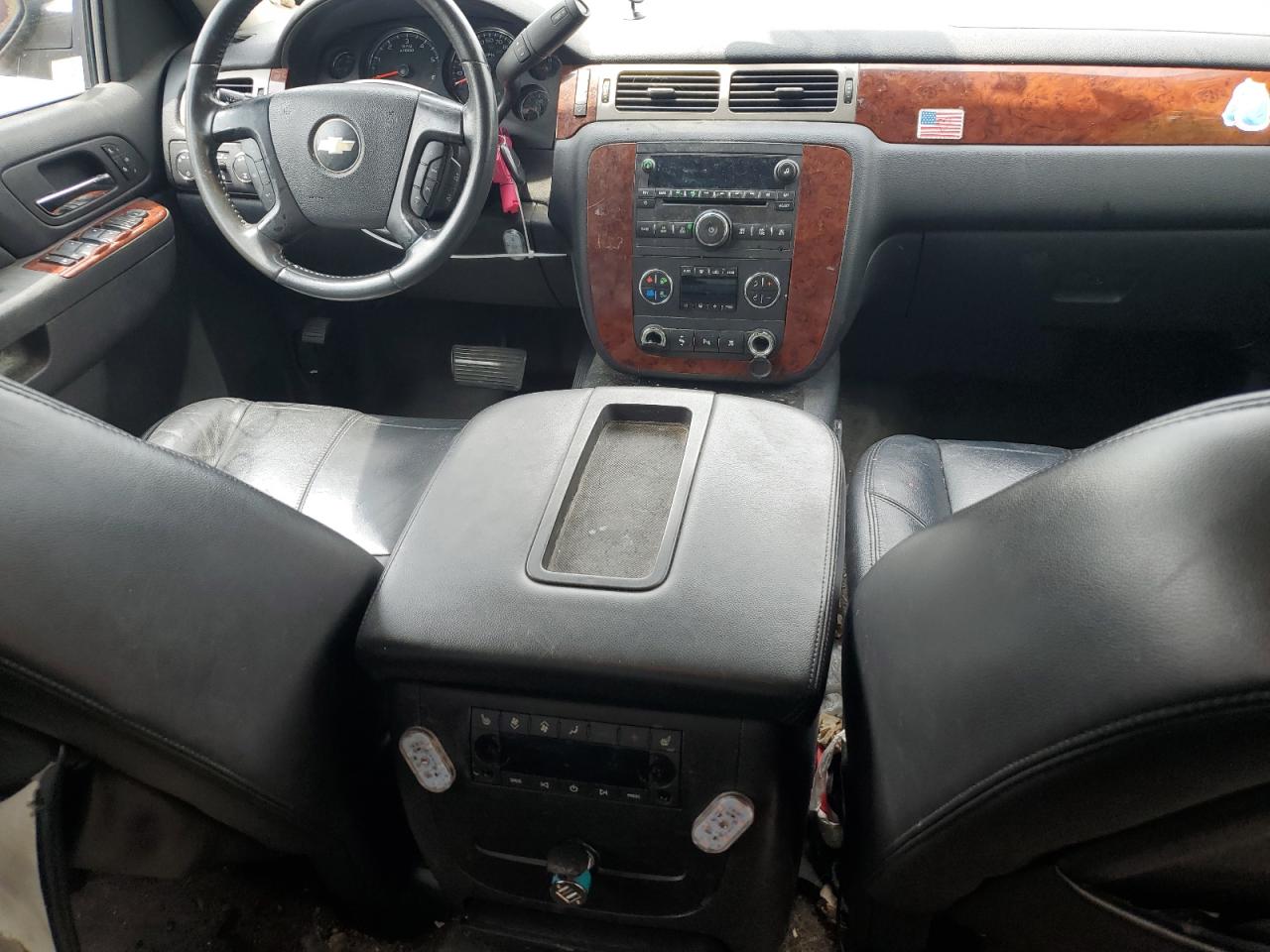 1GNUKBE07AR178220 2010 Chevrolet Tahoe K1500 Lt