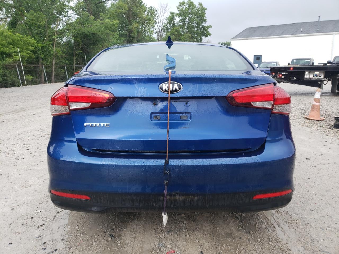 3KPFK4A78HE138864 2017 Kia Forte Lx