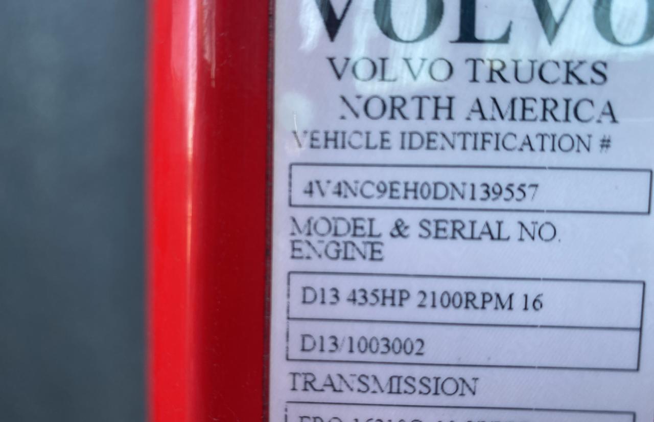 4V4NC9EH0DN139557 2013 Volvo Vn Vnl