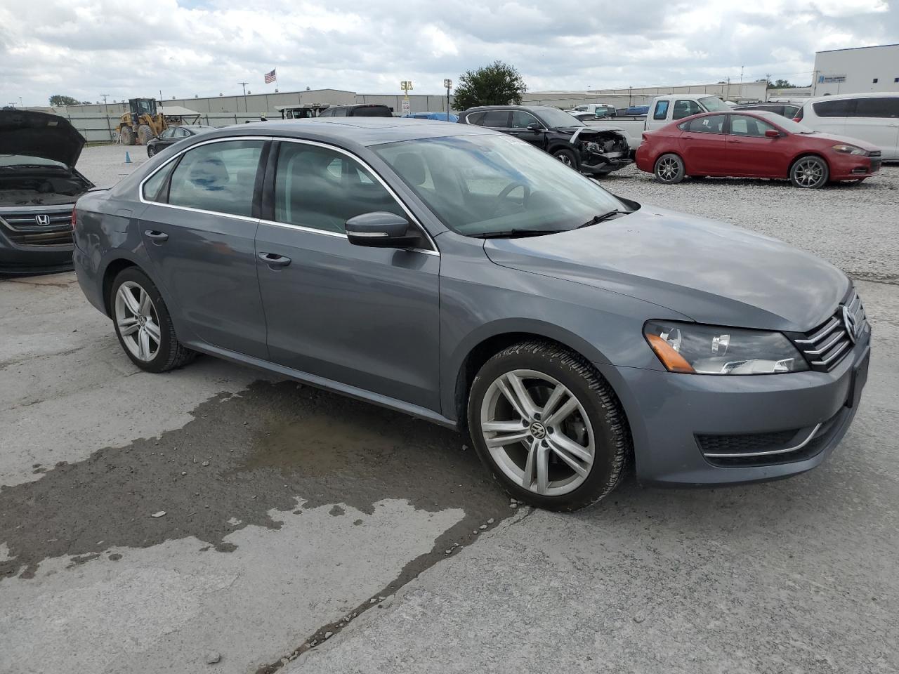 2014 Volkswagen Passat Se vin: 1VWBS7A38EC031343