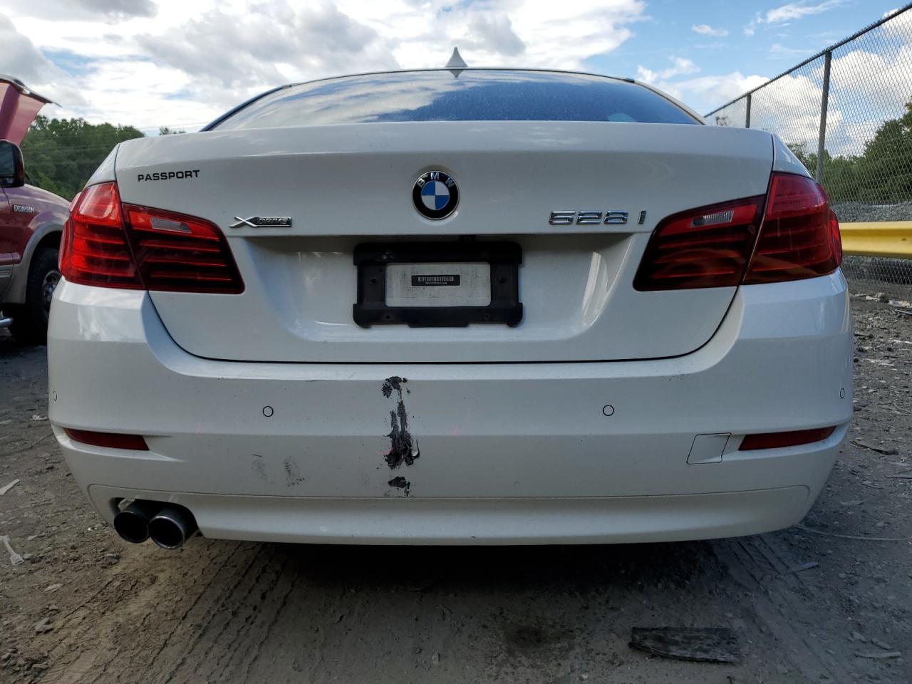 WBA5A7C54ED615585 2014 BMW 528 Xi