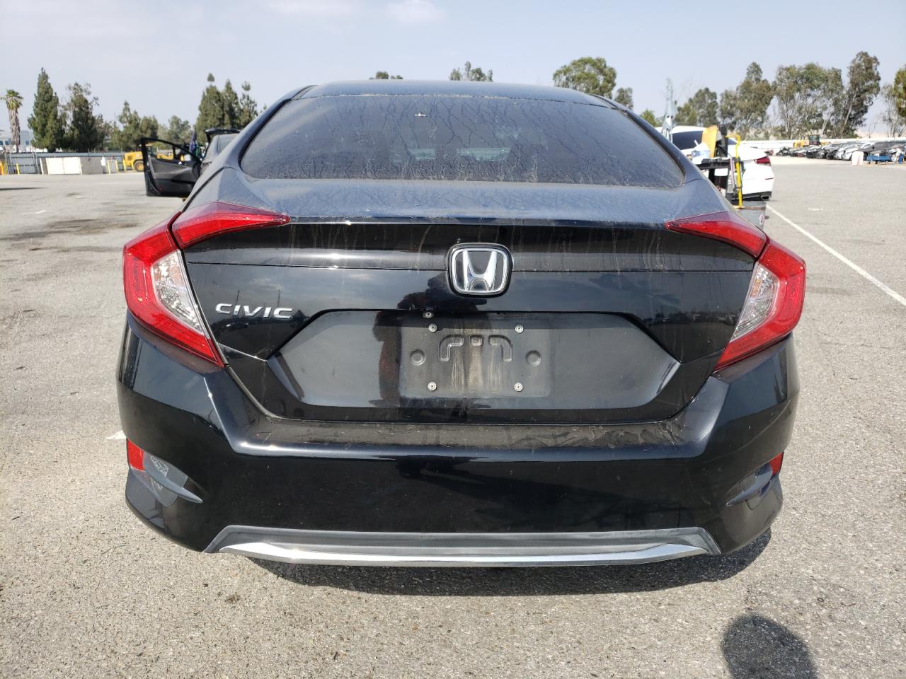 2HGFC2F64KH507878 2019 Honda Civic Lx