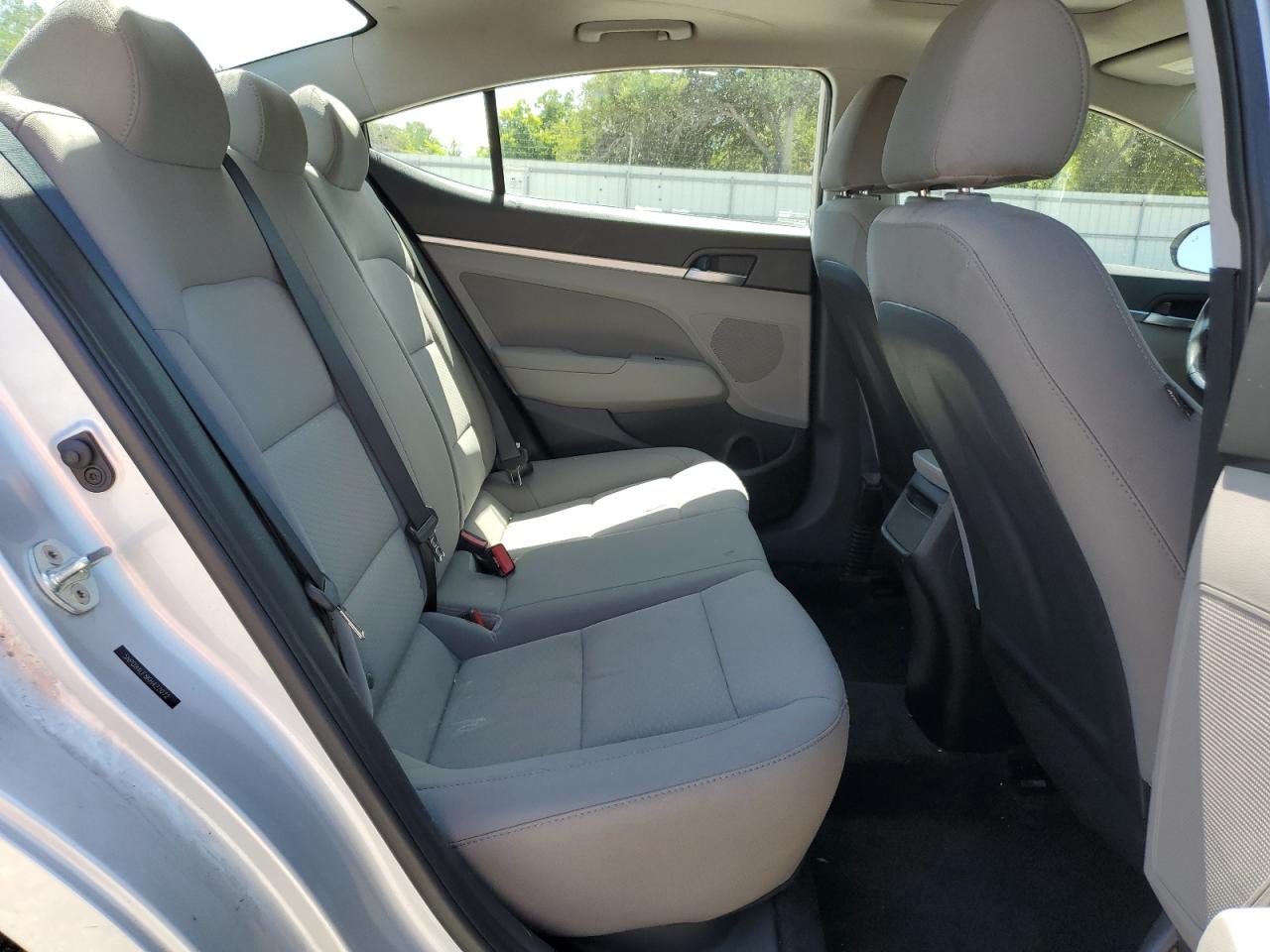 5NPD84LF8KH422072 2019 Hyundai Elantra Sel