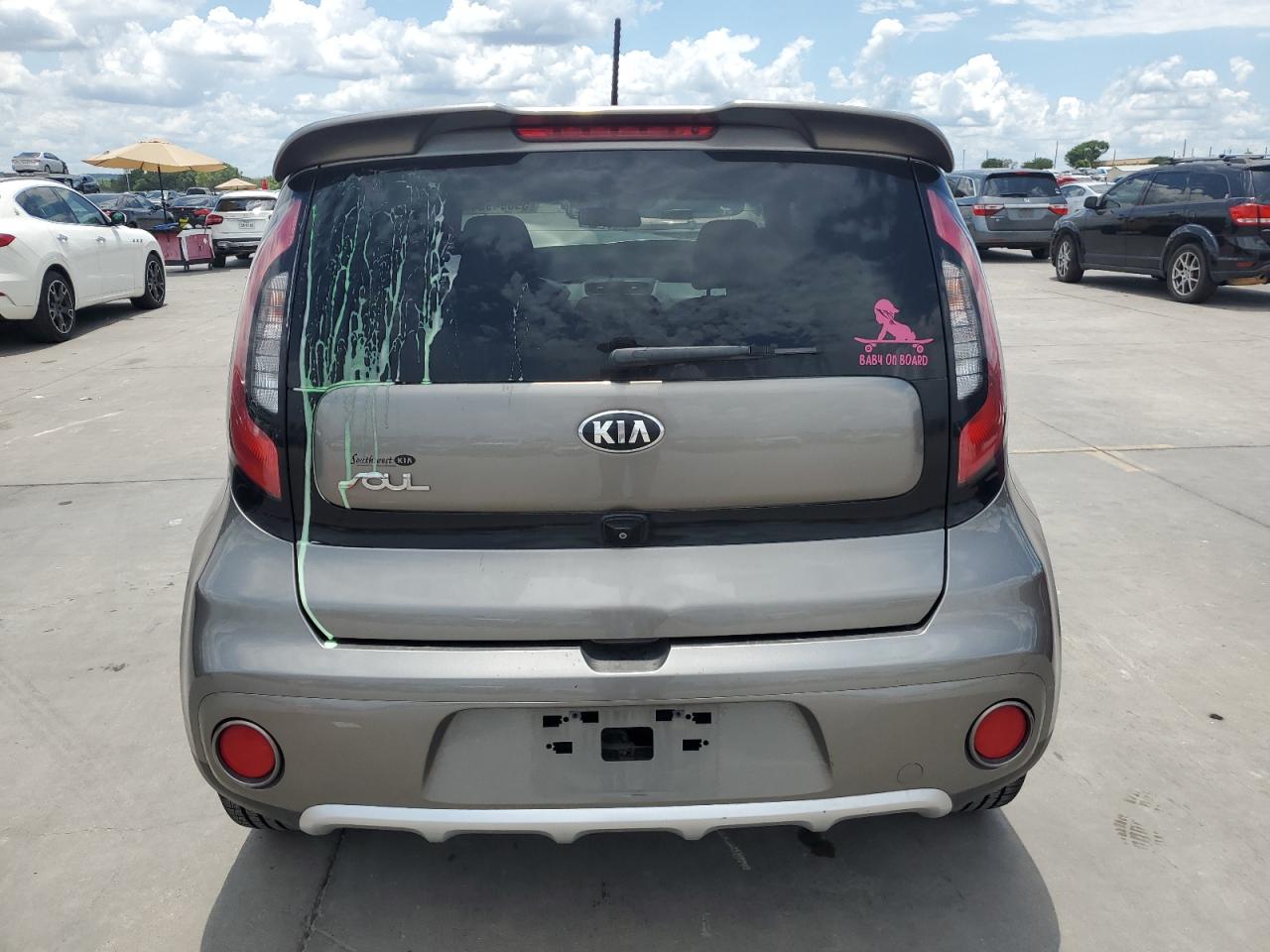 KNDJP3A54J7589705 2018 Kia Soul +