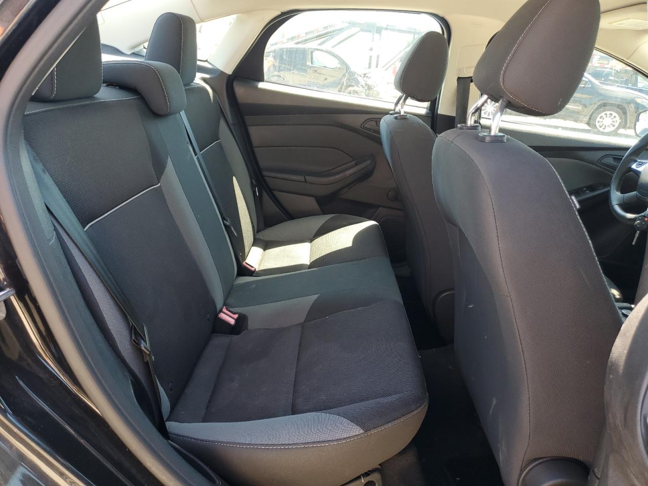 1FADP3E23EL431243 2014 Ford Focus S