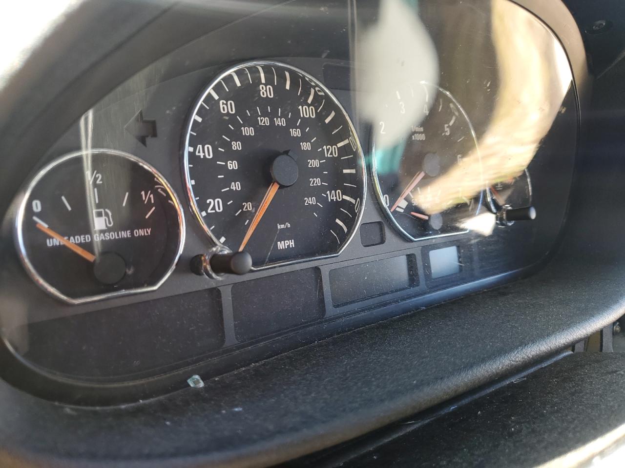 WBAEU33403PM56647 2003 BMW 325 Xi