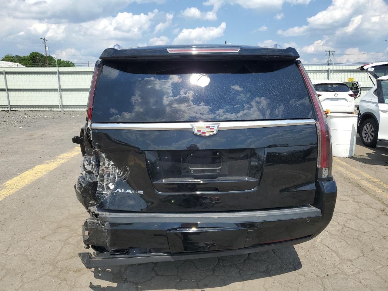 1GYS4NKJ3FR637012 2015 Cadillac Escalade Premium