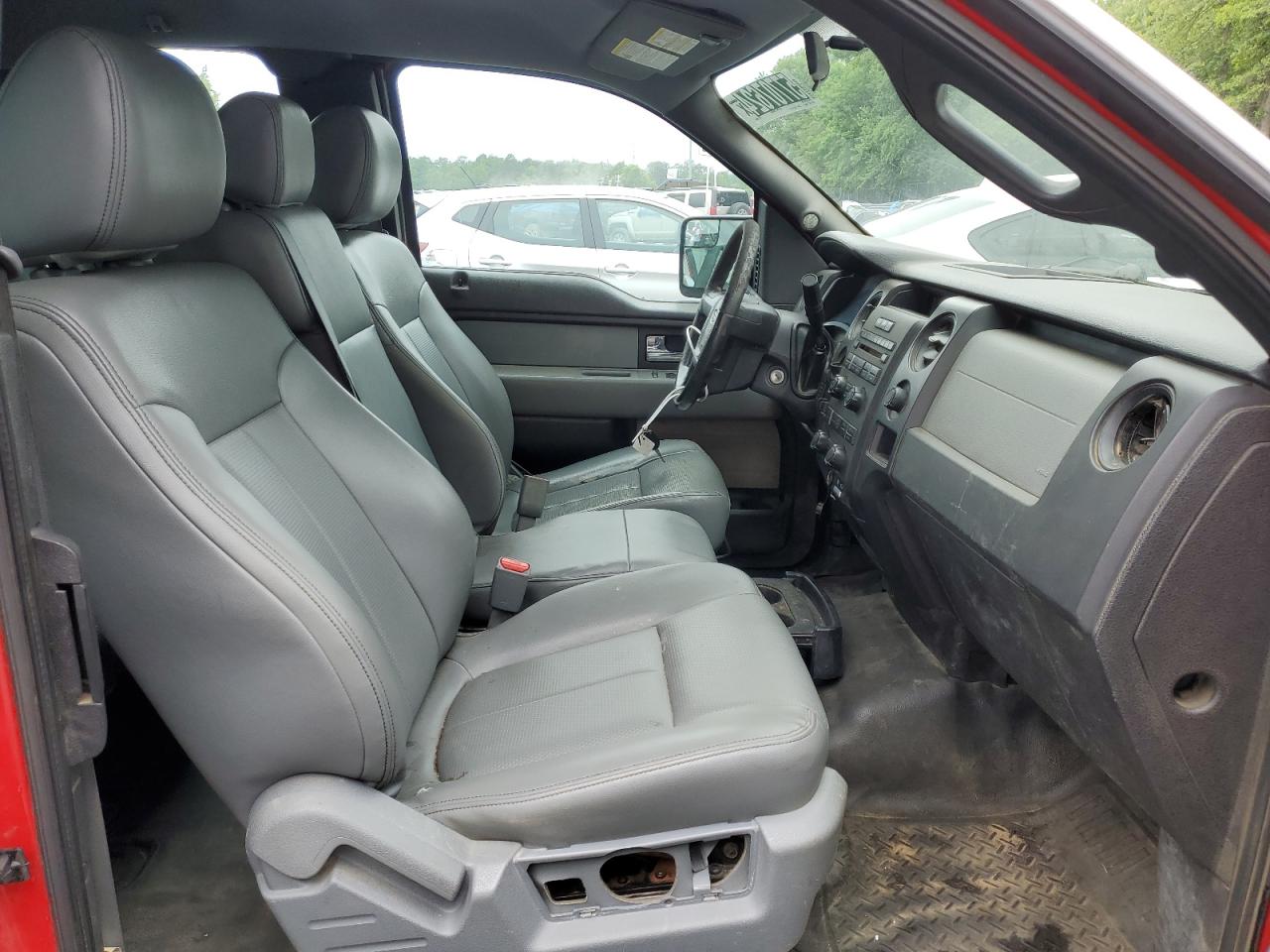 2014 Ford F150 Super Cab vin: 1FTFX1CF8EKG09487