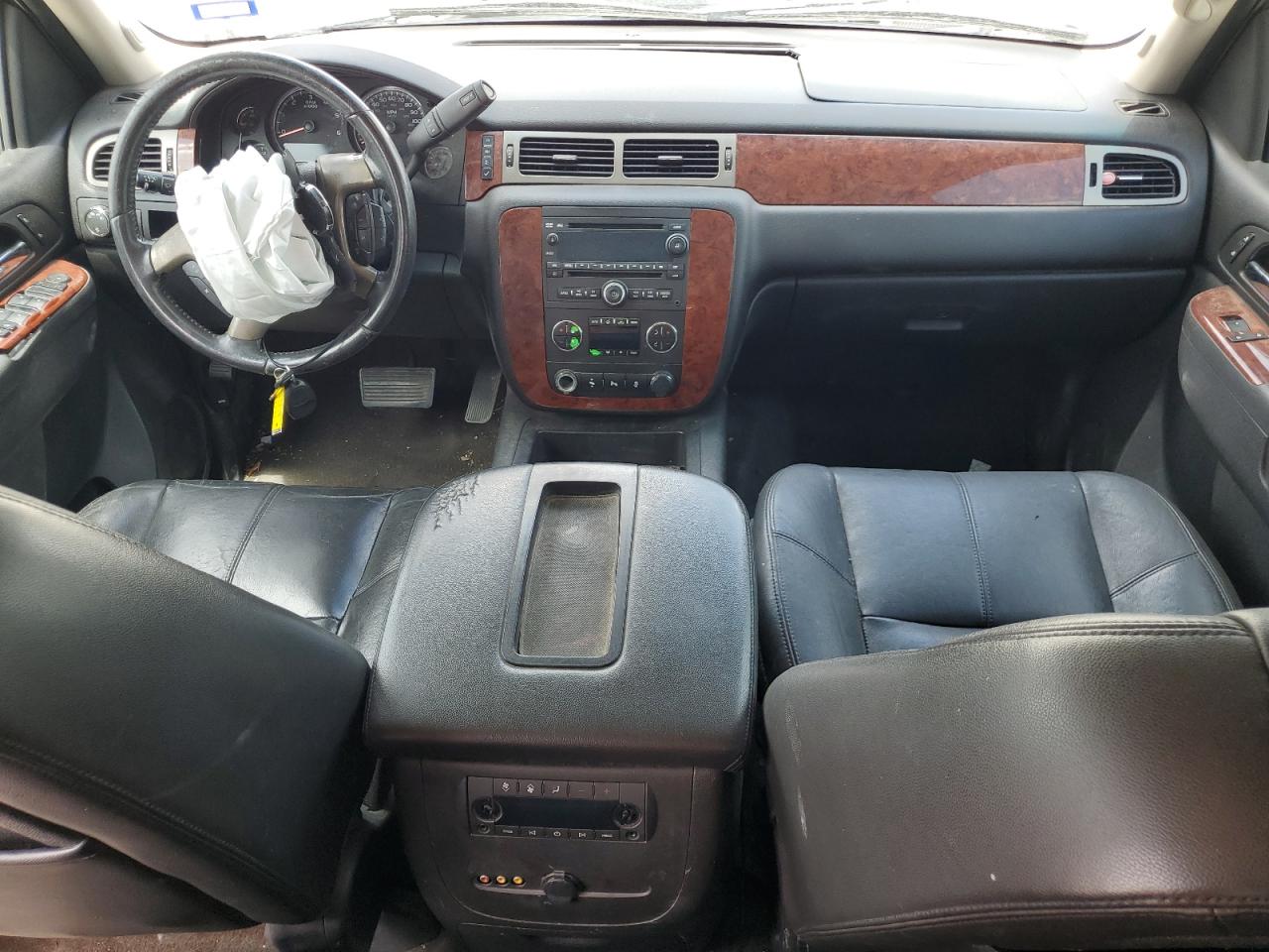 1GNSCBE04DR261841 2013 Chevrolet Tahoe C1500 Lt