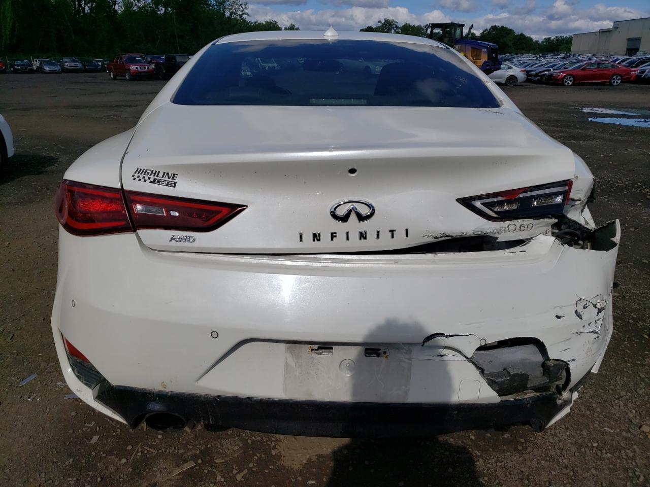 JN1EV7EL6HM552760 2017 Infiniti Q60 Premium