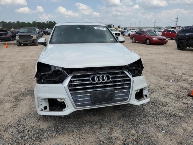 VIN WA1LAAF74KD047820 2019 Audi Q7, Premium Plus no.5