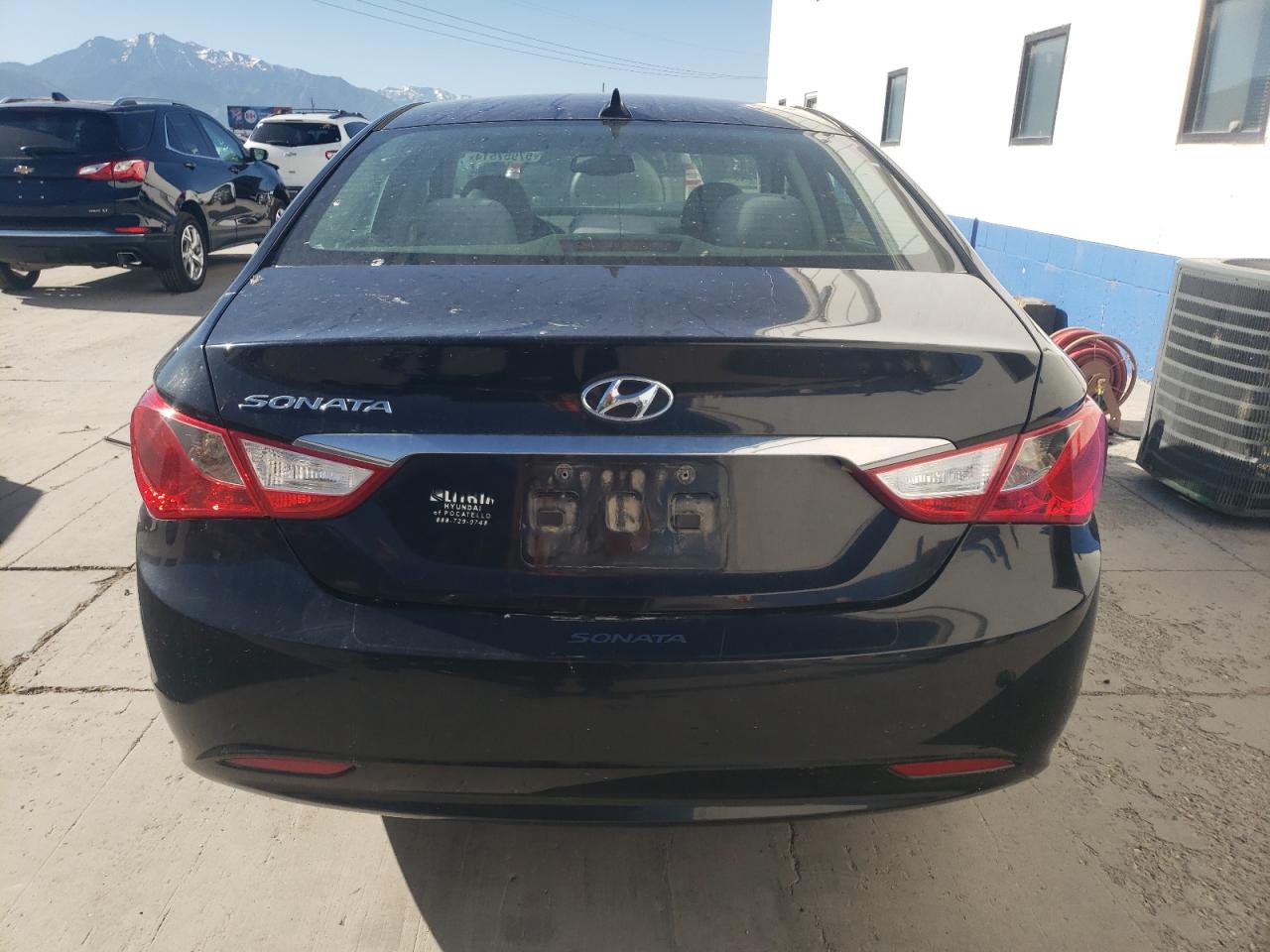 5NPEB4AC9DH808503 2013 Hyundai Sonata Gls