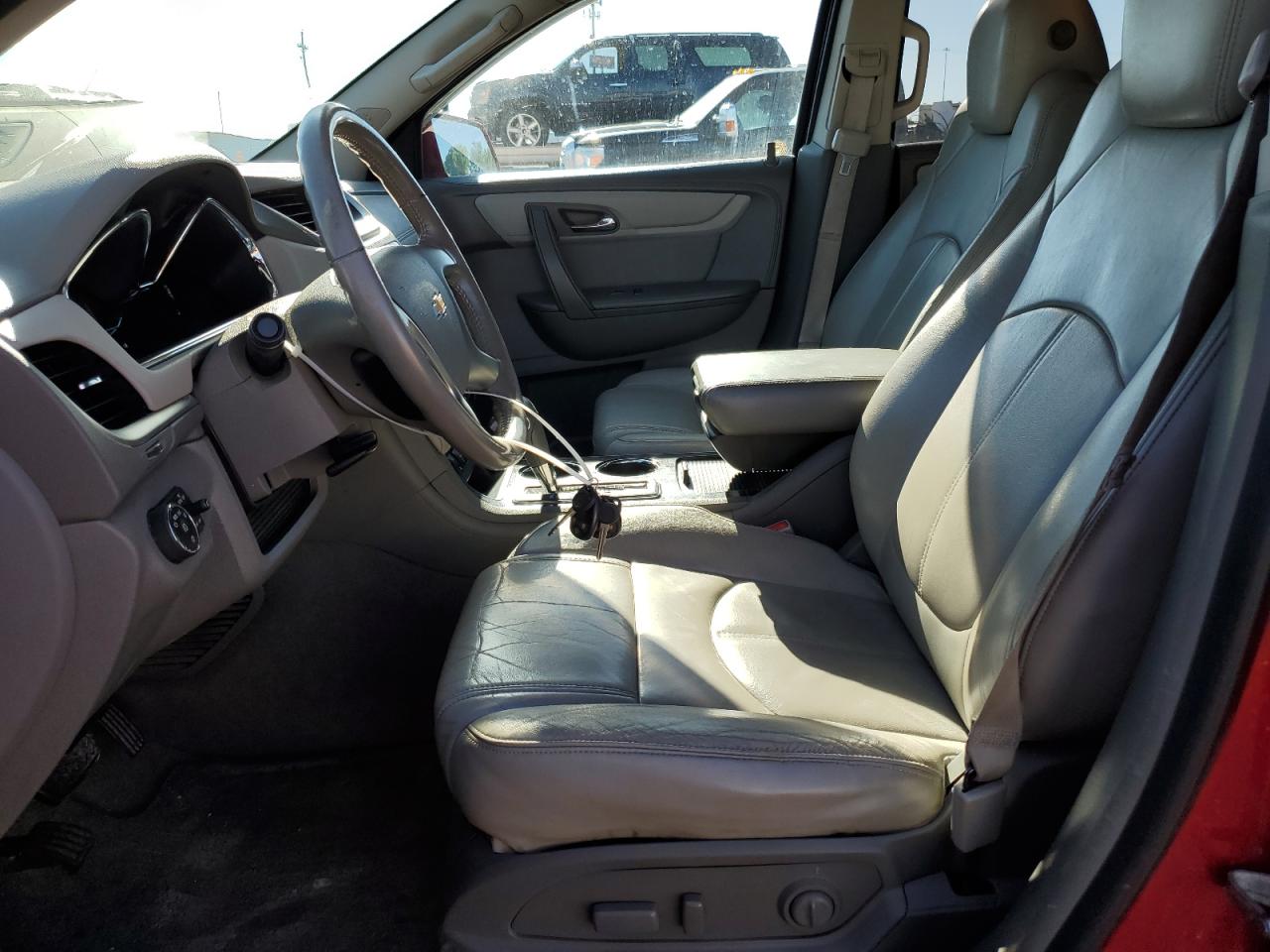 1GNKVJKD0DJ156997 2013 Chevrolet Traverse Lt