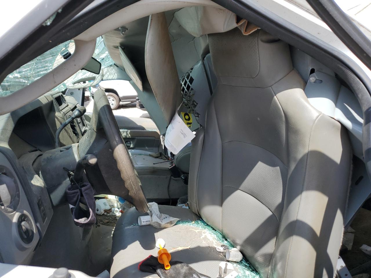 1FTNE2EL5BDA93728 2011 Ford Econoline E250 Van