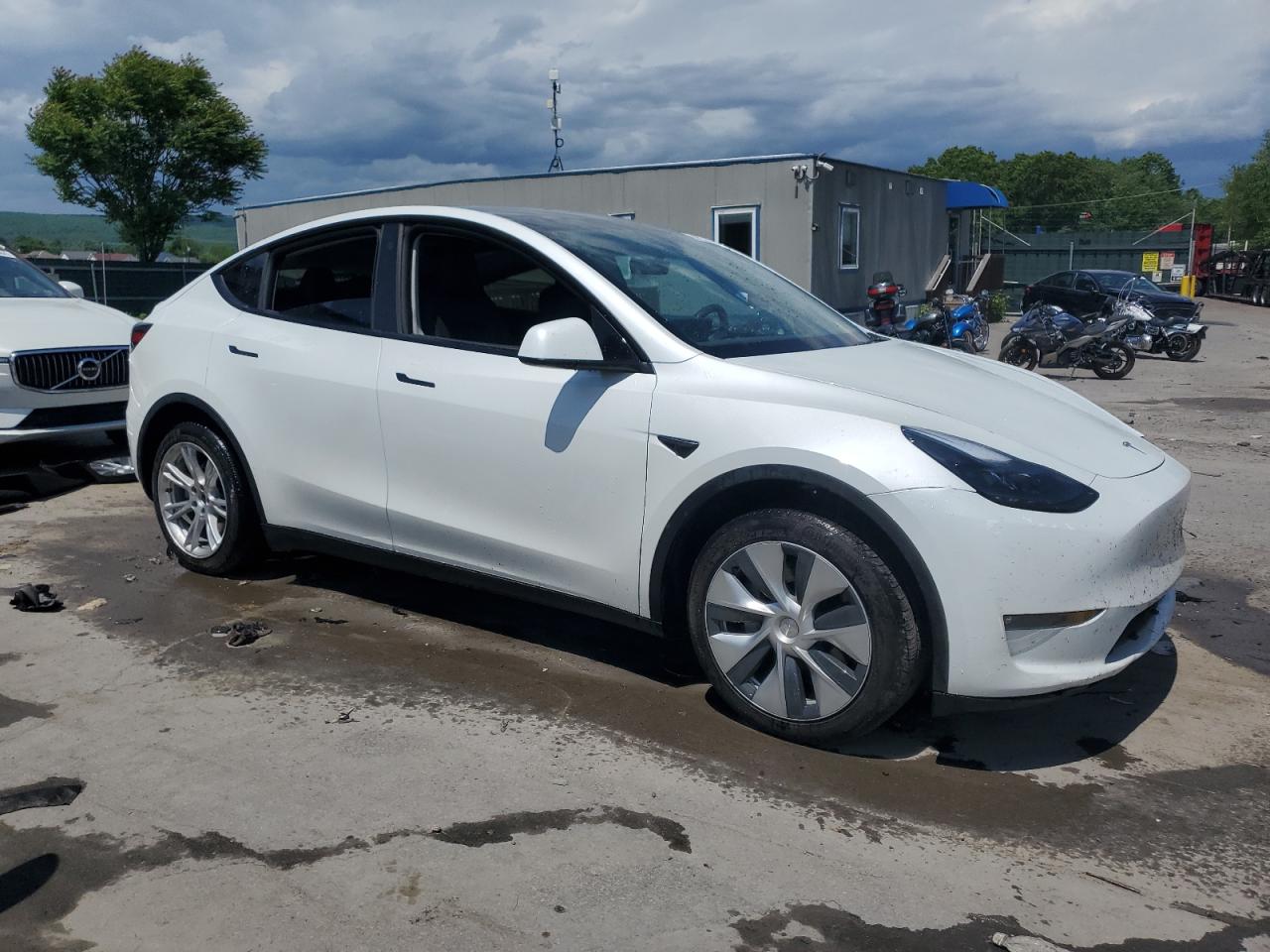 7SAYGDEE9PF667481 2023 Tesla Model Y