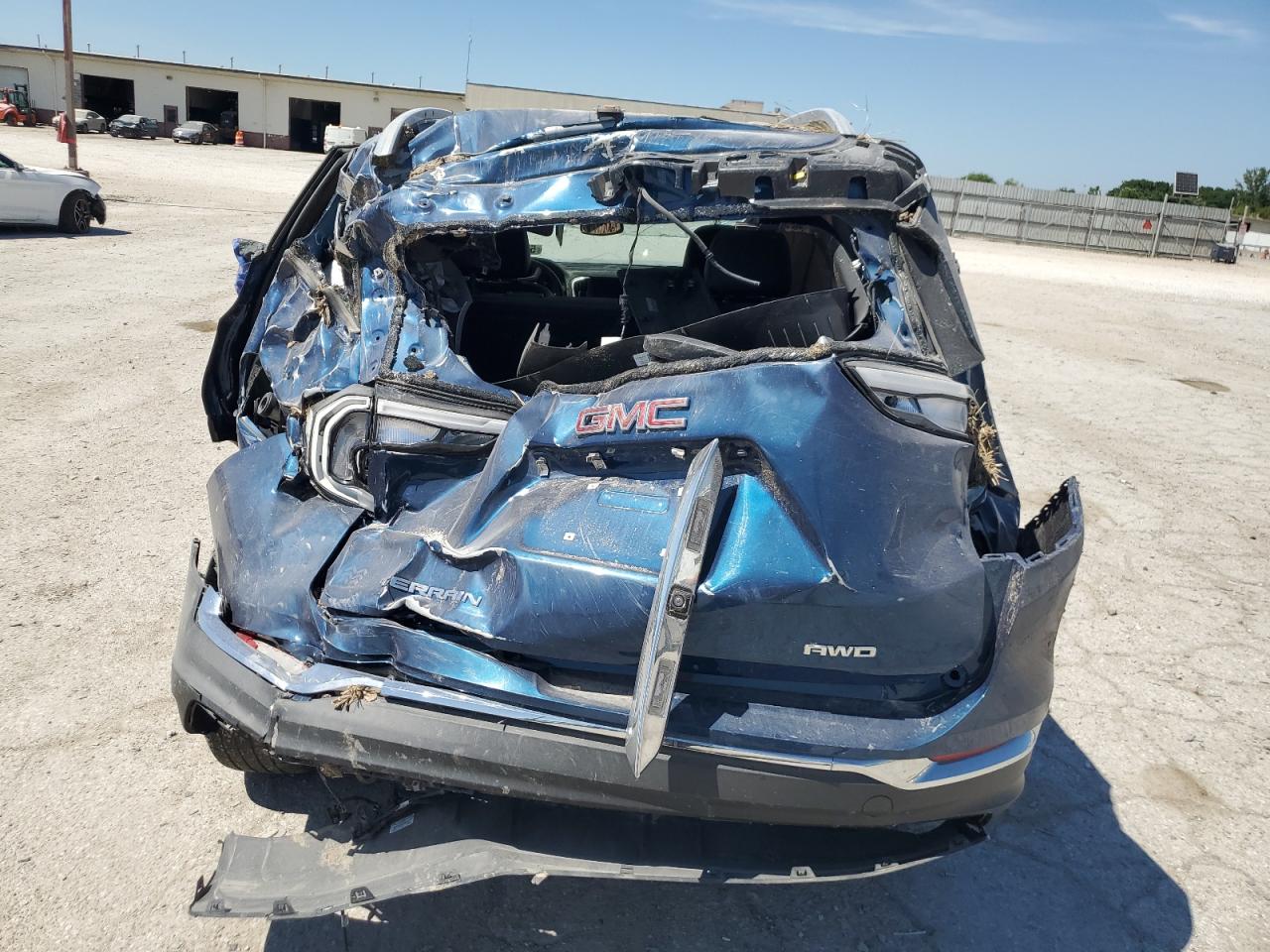 3GKALVEV7ML348324 2021 GMC Terrain Slt