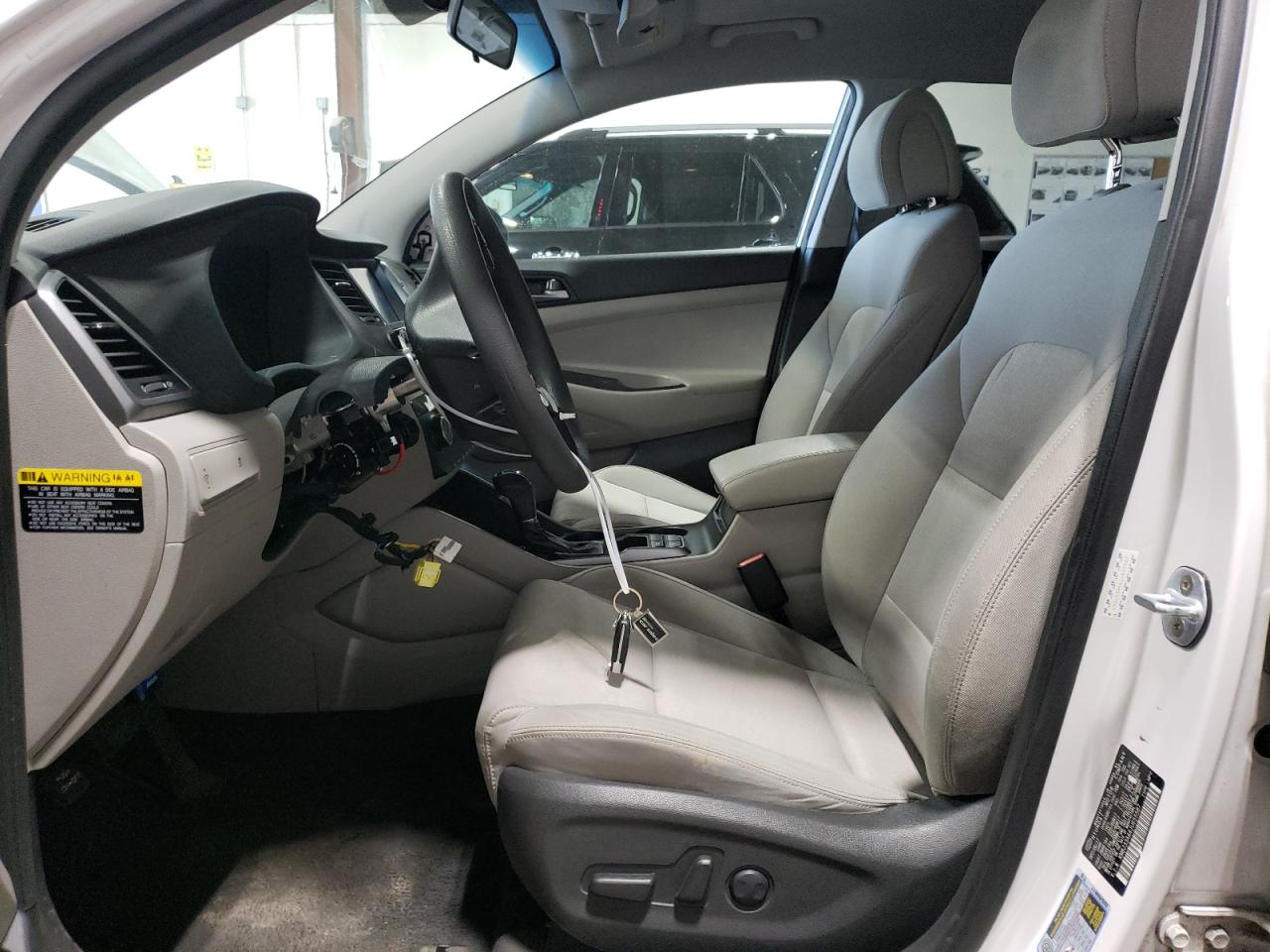 KM8J33A44JU655587 2018 Hyundai Tucson Sel