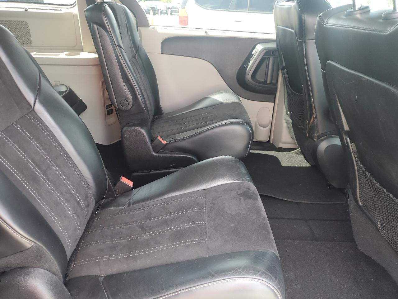 2C4RC1CG3ER224454 2014 Chrysler Town & Country Touring L