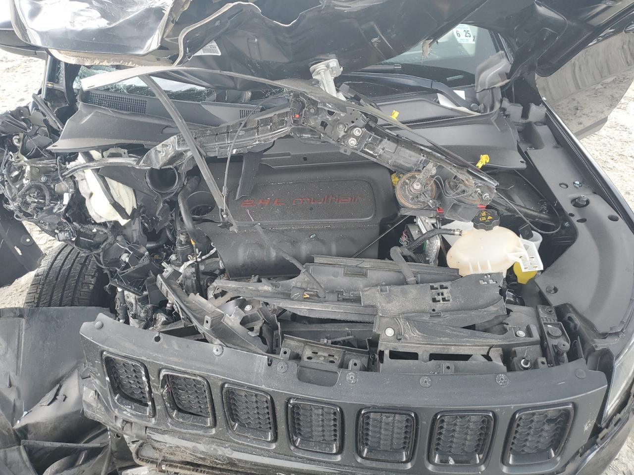 3C4NJDBB4LT137717 2020 Jeep Compass Latitude