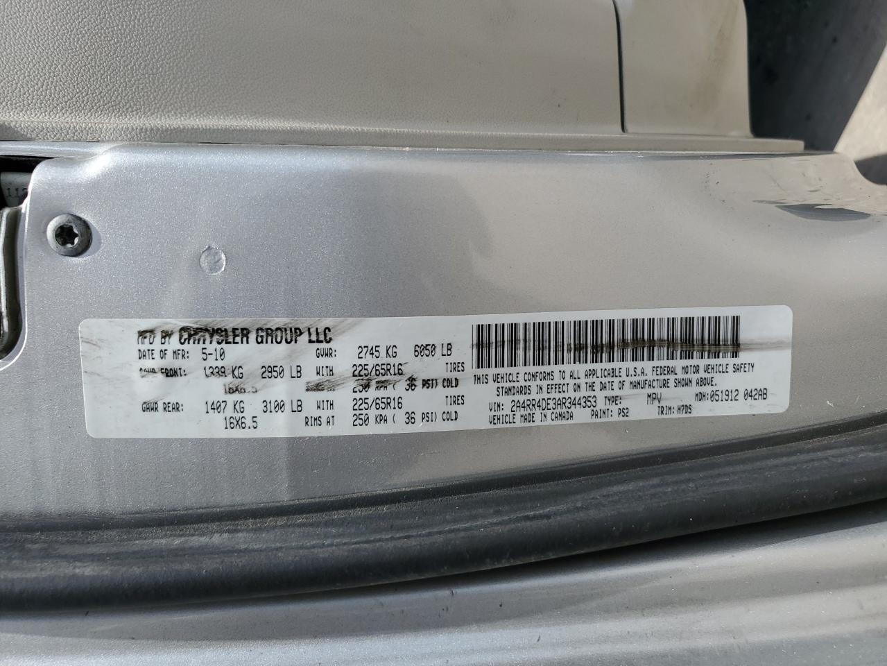 2A4RR4DE3AR344353 2010 Chrysler Town & Country Lx