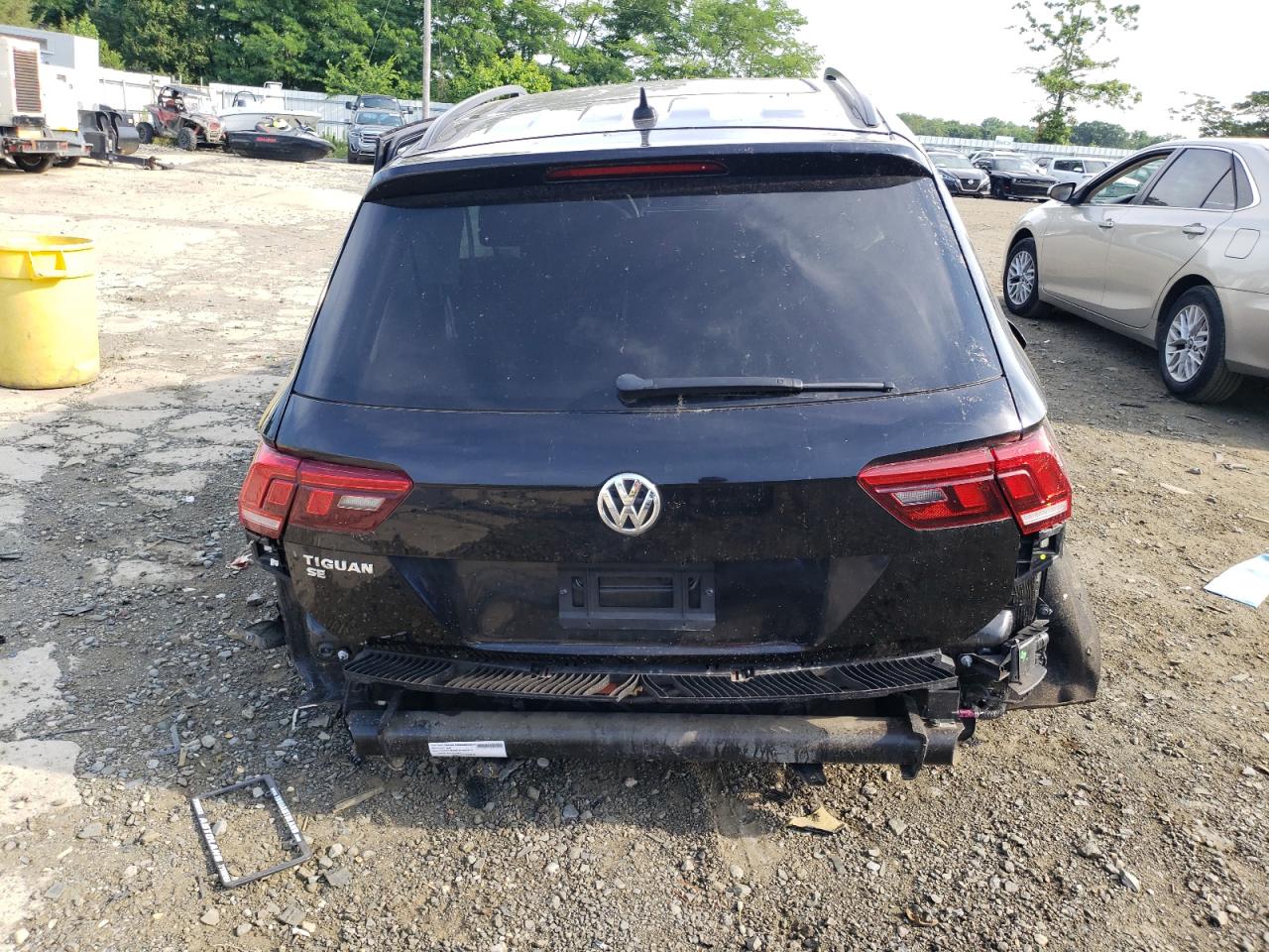 3VV3B7AX1MM104125 2021 Volkswagen Tiguan Se