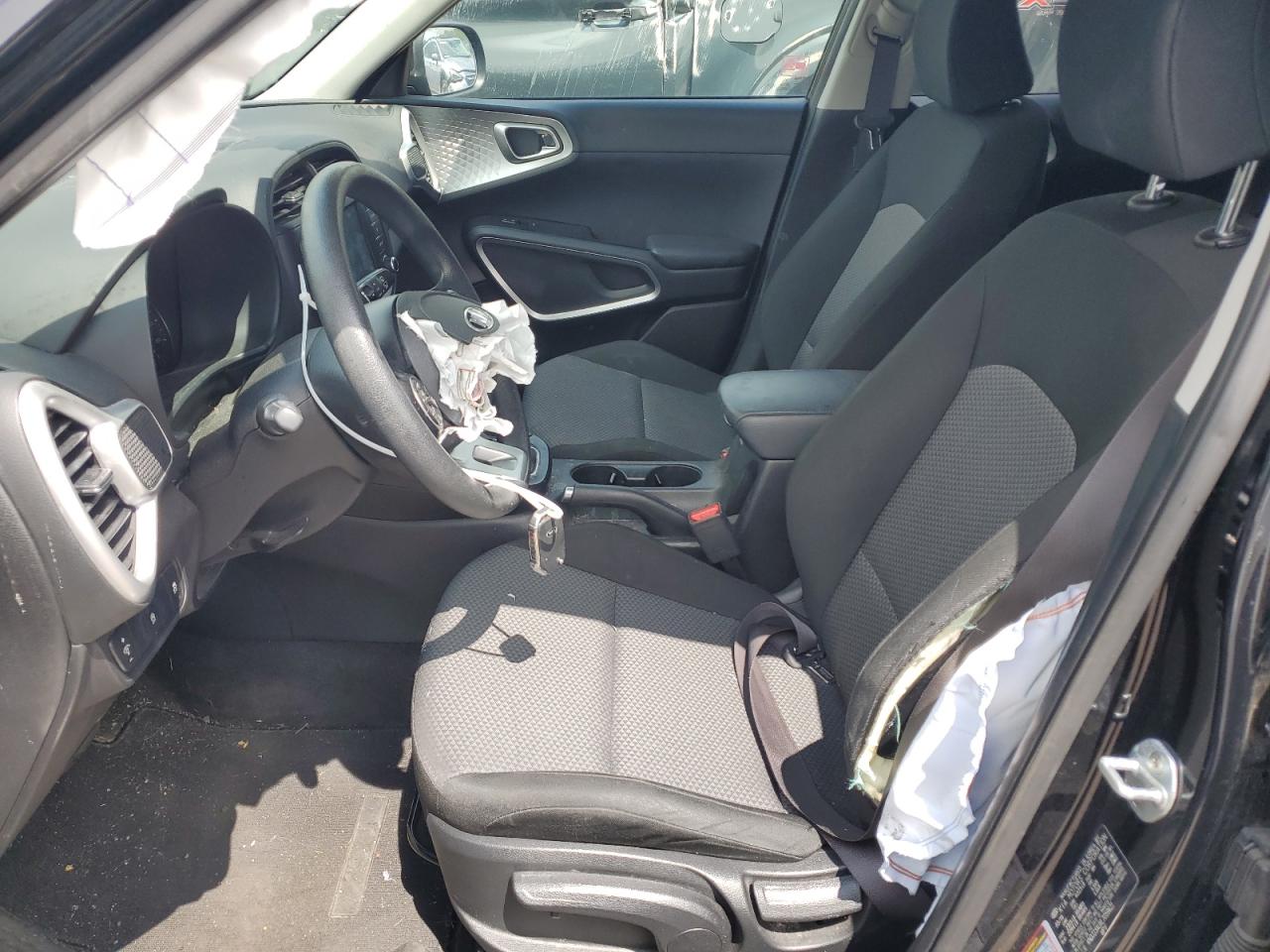 KNDJ23AUXL7059621 2020 Kia Soul Lx