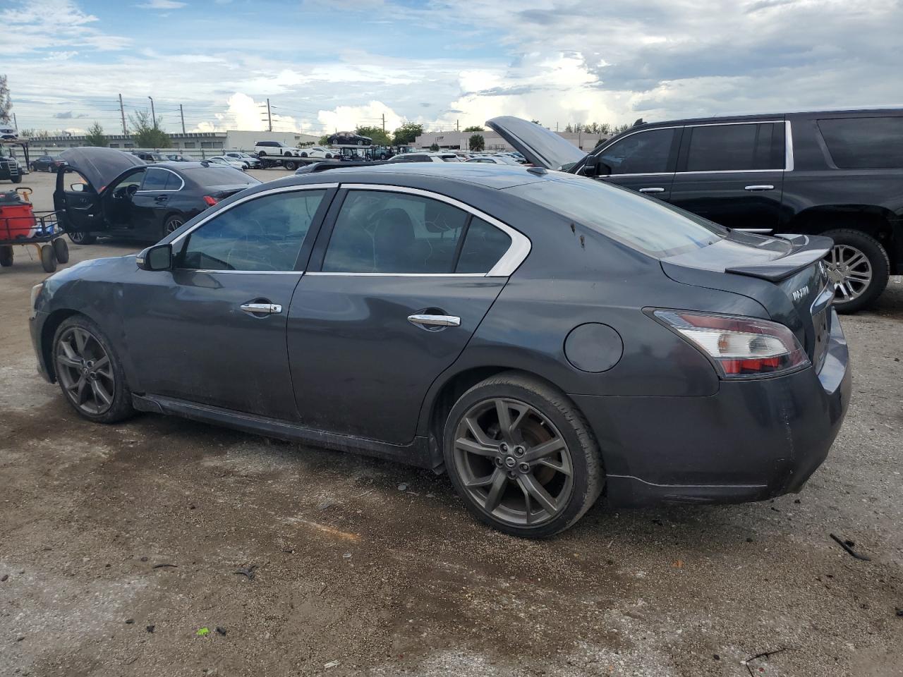 2013 Nissan Maxima S vin: 1N4AA5AP5DC804556