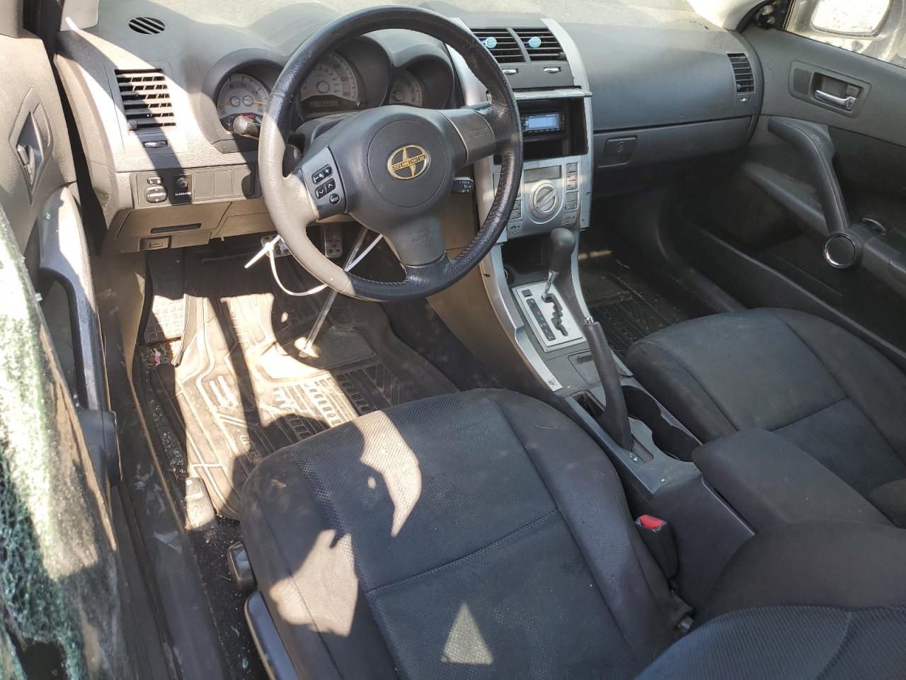 JTKDE177260119875 2006 Toyota Scion Tc