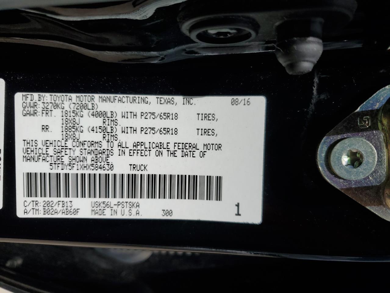 5TFDY5F1XHX584630 2017 Toyota Tundra Crewmax Sr5