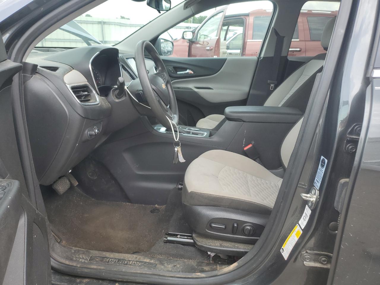 3GNAXUEV8LS504084 2020 Chevrolet Equinox Lt