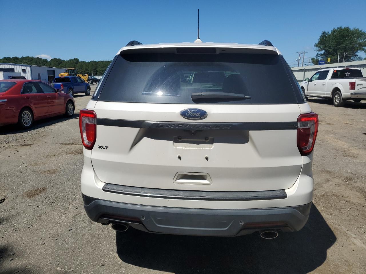 1FM5K7D87KGB34454 2019 Ford Explorer Xlt