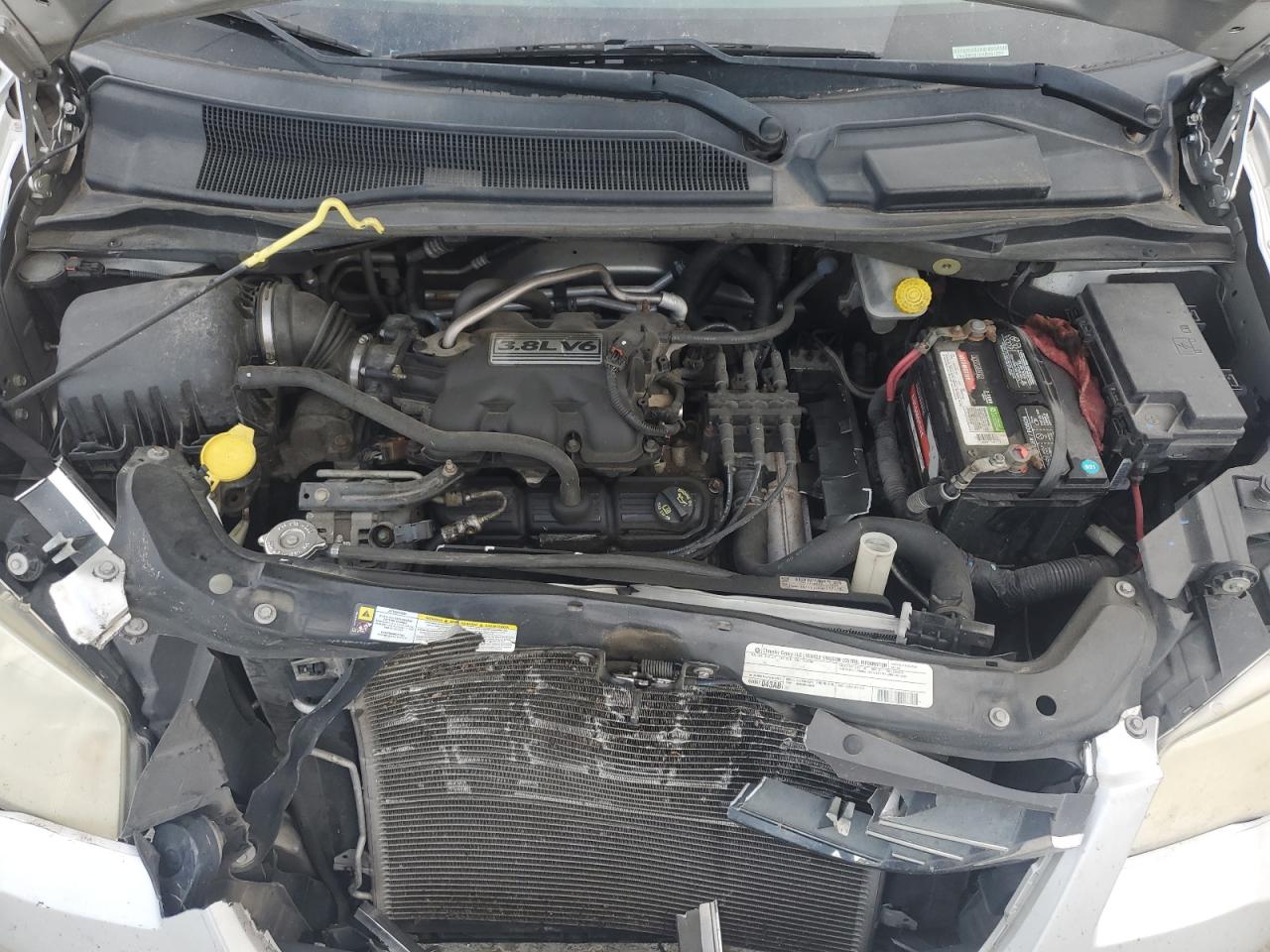 2A4RR5D18AR451224 2010 Chrysler Town & Country Touring