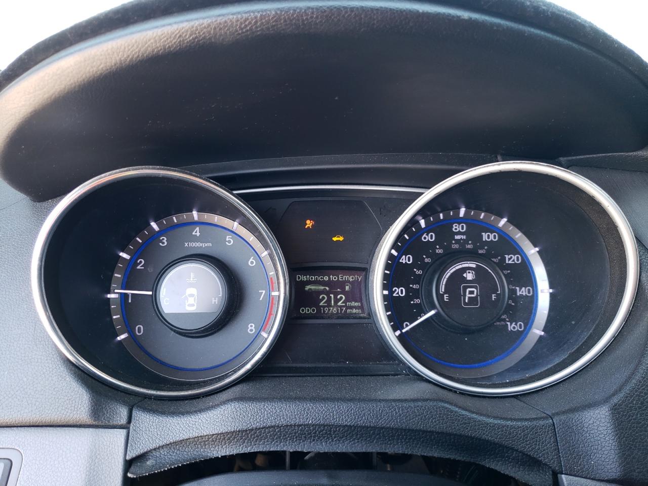 5NPEB4AC4BH106392 2011 Hyundai Sonata Gls