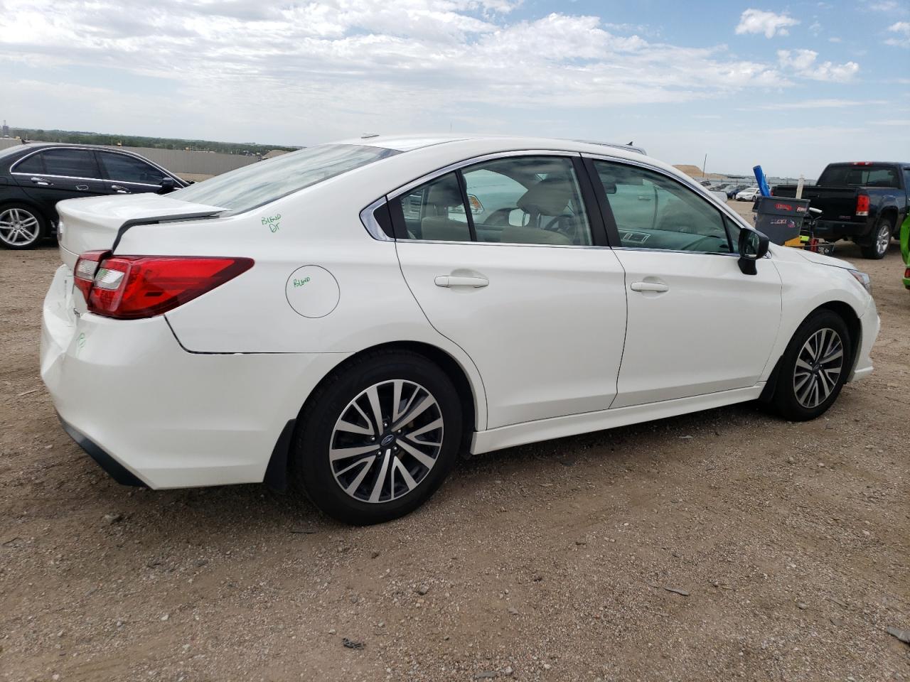 2019 Subaru Legacy 2.5I vin: 4S3BNAB6XK3008349