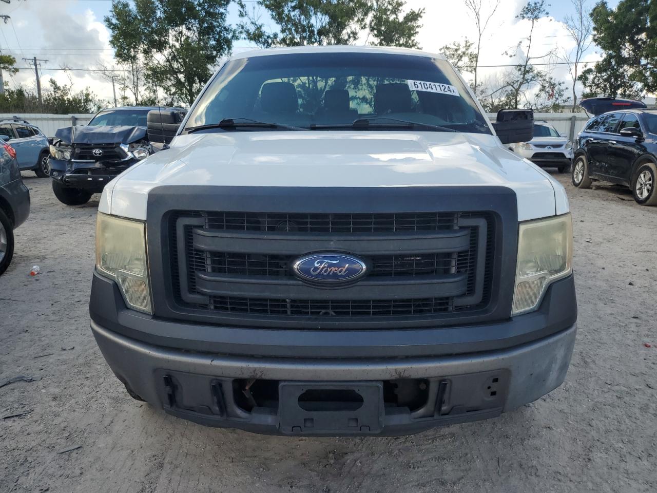 2013 Ford F150 vin: 1FTPF1CF3DKG03487