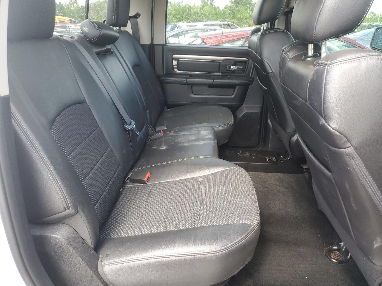 1C6RR7MT2GS150241 2016 Ram 1500 Sport