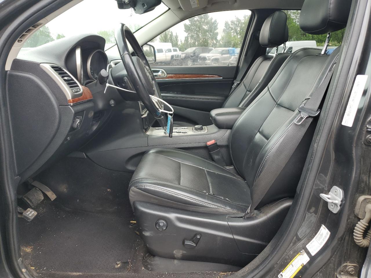 1J4RR5GT8BC556725 2011 Jeep Grand Cherokee Limited