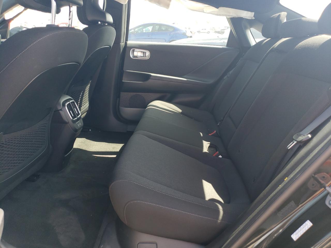 KMHM24AB1PA038792 2023 Hyundai Ioniq 6 Se