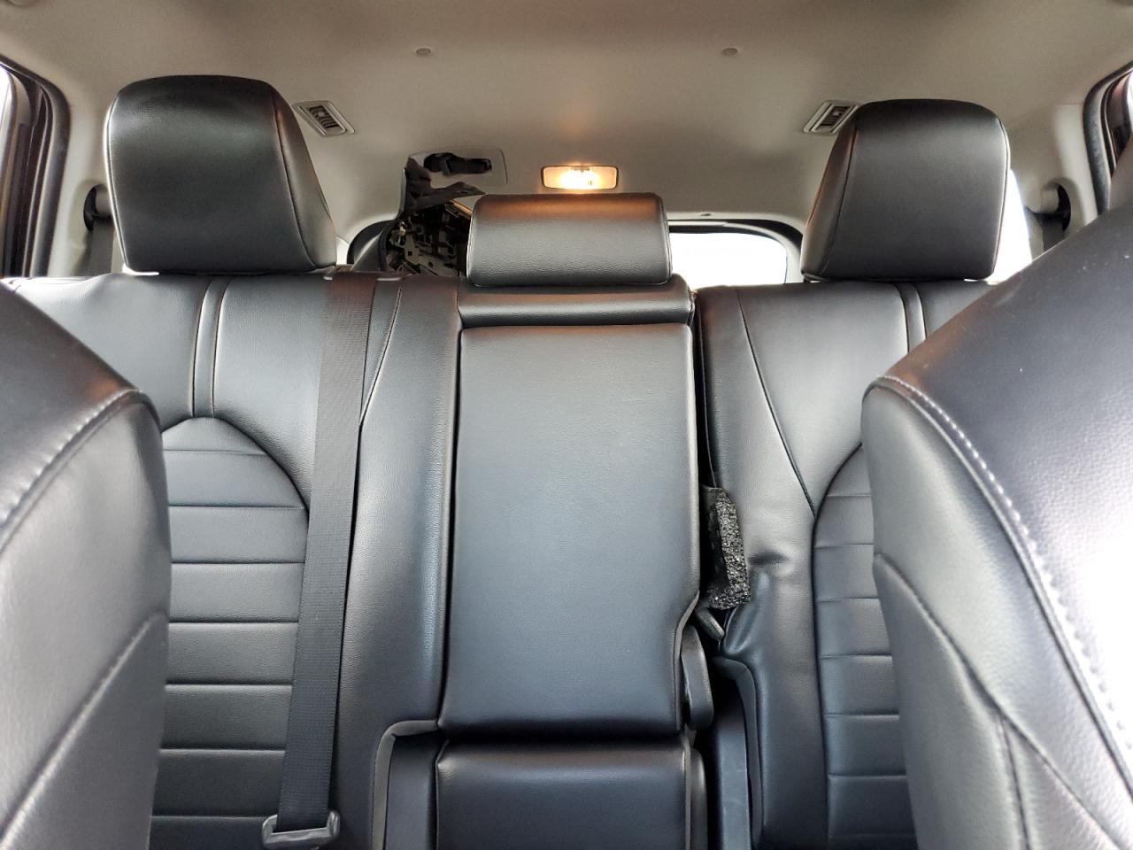 5TDGZRBH7NS583229 2022 Toyota Highlander Xle