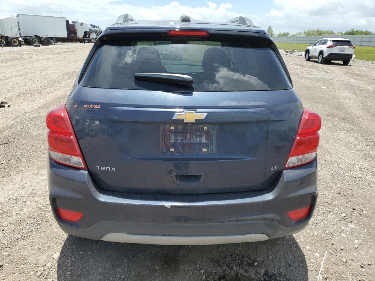 3GNCJLSB4KL314807 2019 Chevrolet Trax 1Lt