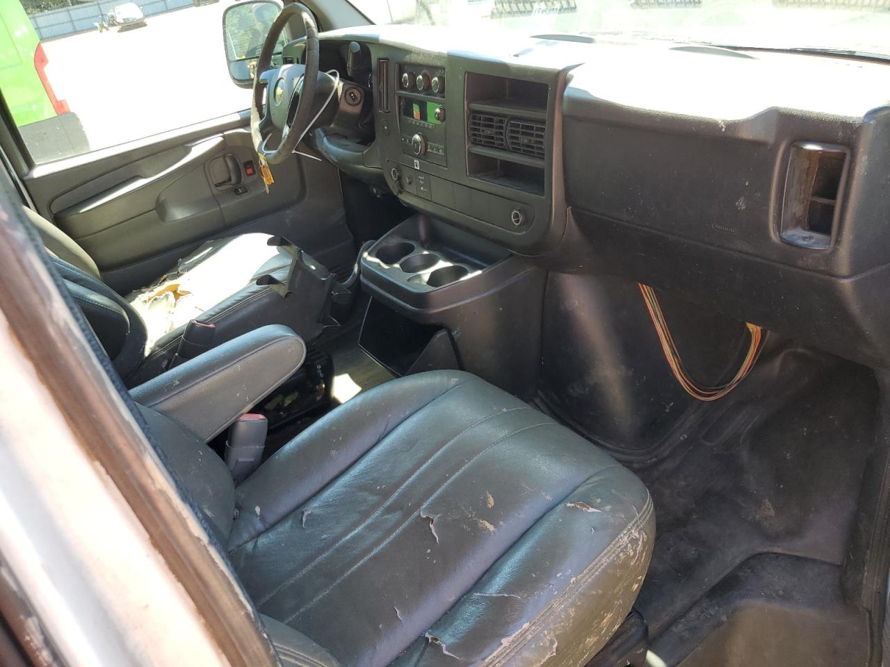 1GCWGFCA2E1118968 2014 Chevrolet Express G2500