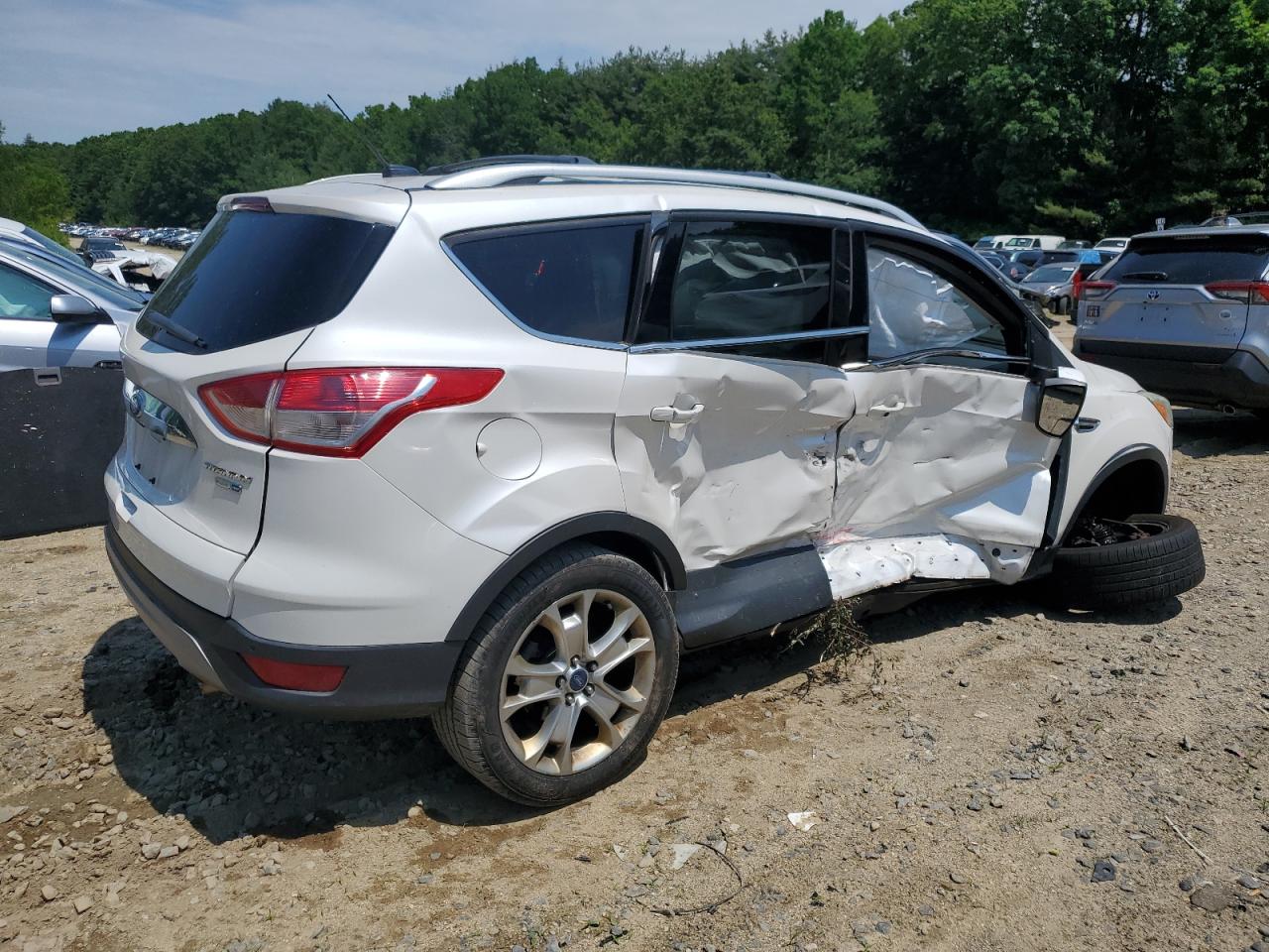 1FMCU9J97EUA65331 2014 Ford Escape Titanium