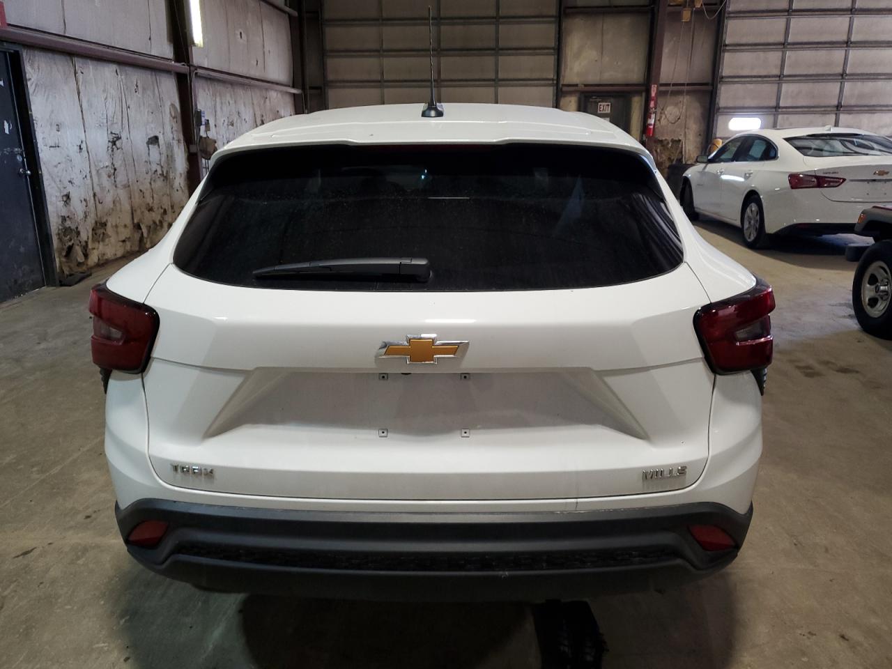 2024 Chevrolet Trax Ls vin: KL77LFE2XRC063215