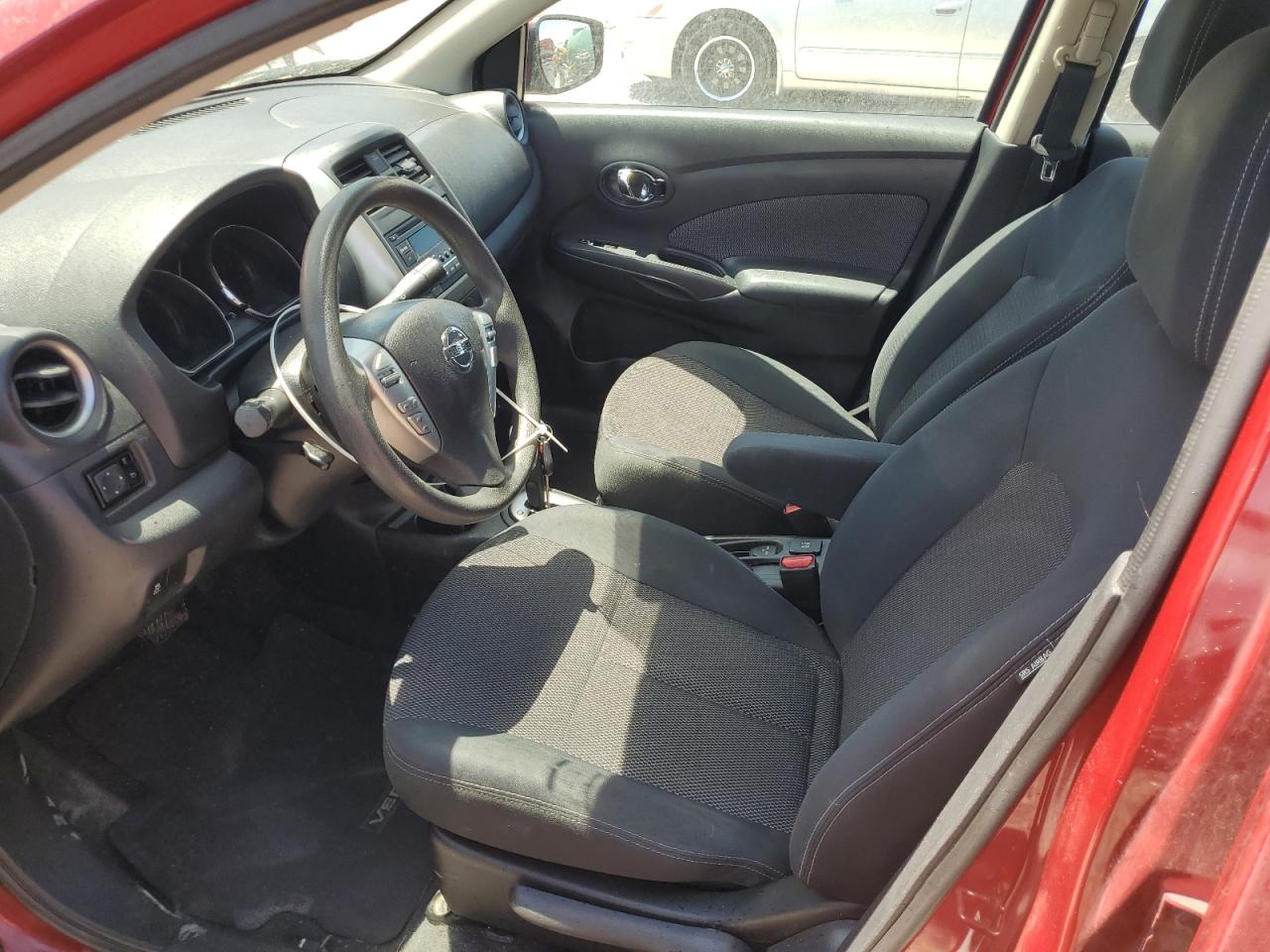 3N1CN7AP1FL955195 2015 Nissan Versa S