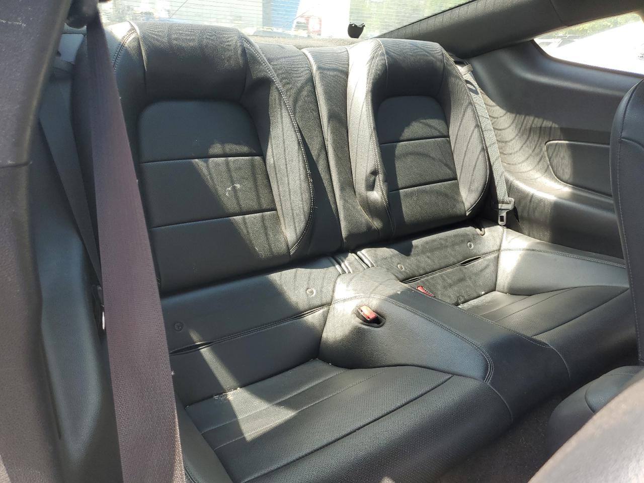 1FA6P8TH4F5342414 2015 Ford Mustang