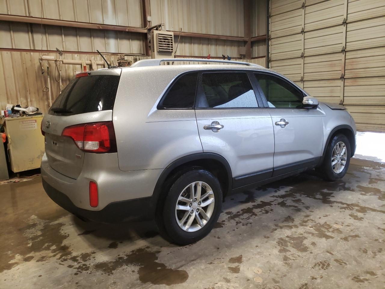 2015 Kia Sorento Lx vin: 5XYKT4A68FG622858