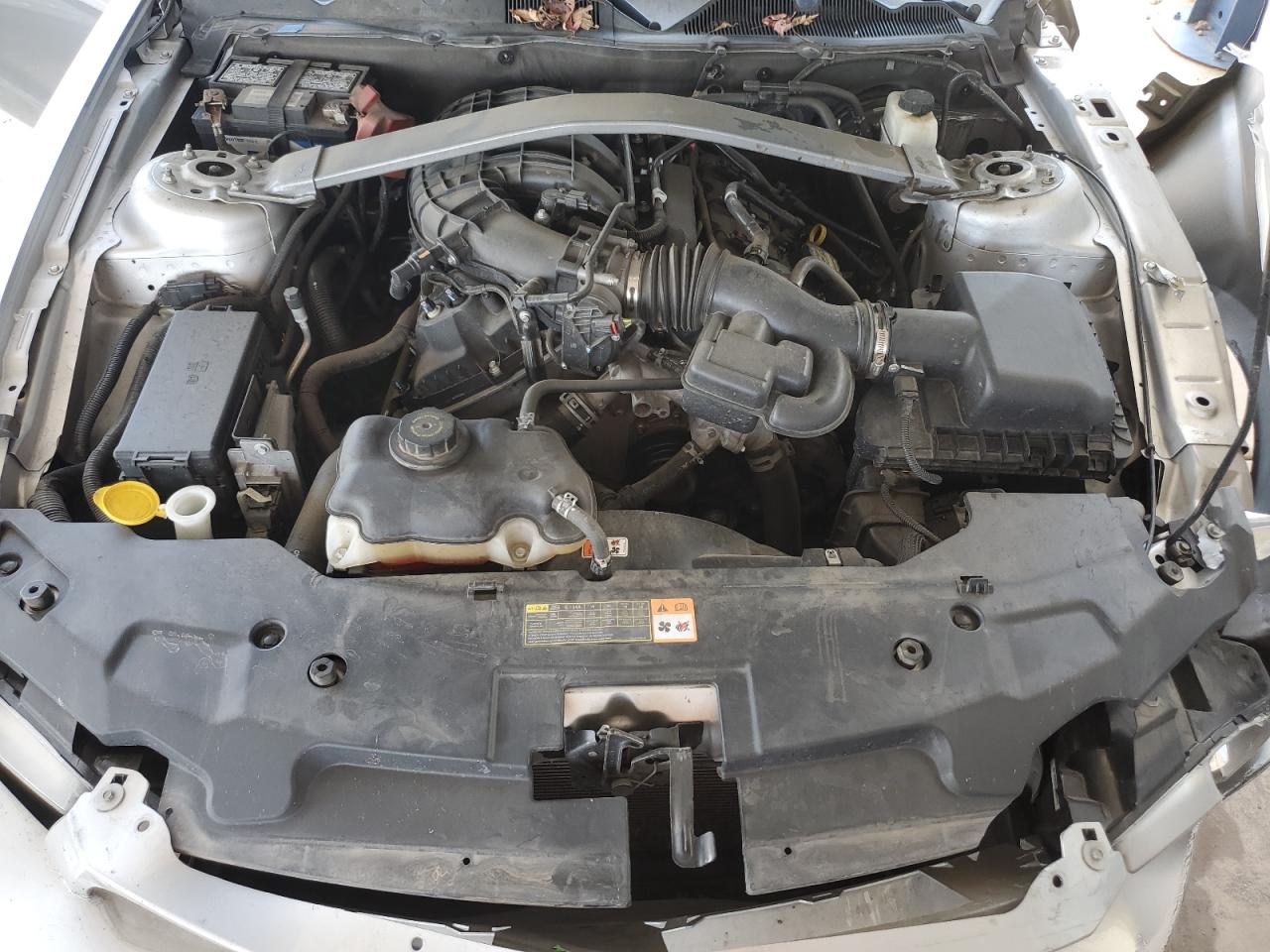 1ZVBP8EM1C5270597 2012 Ford Mustang