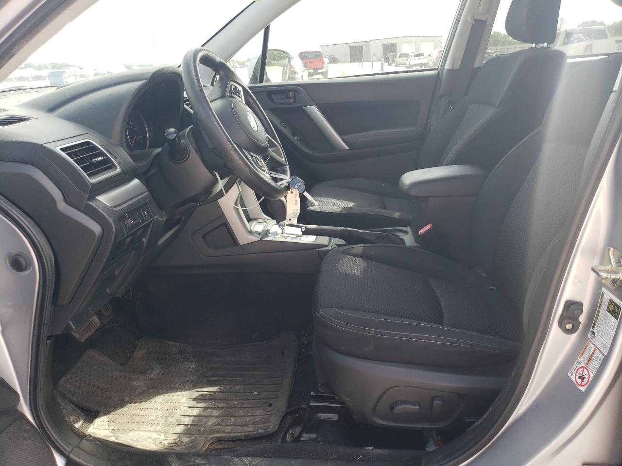 JF2SJAEC9HH570365 2017 Subaru Forester 2.5I Premium