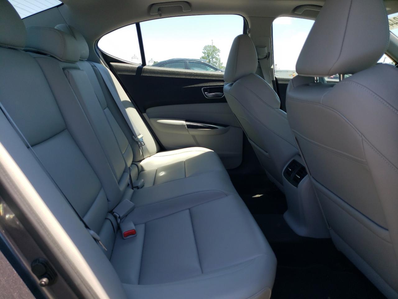 19UUB2F32JA007103 2018 Acura Tlx