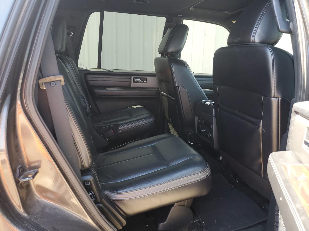 2018 Ford Expedition Platinum vin: 1FMJU1LT8GEF20220